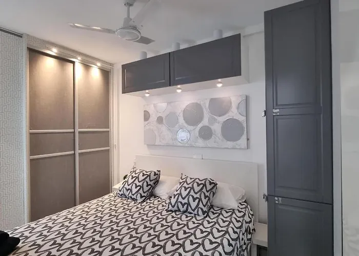 Charming Corner
